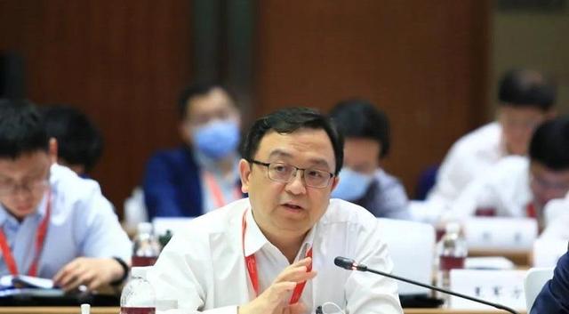 巴菲特清仓比亚迪的原因:他放弃的不是一家企业,而是一个时代-有驾