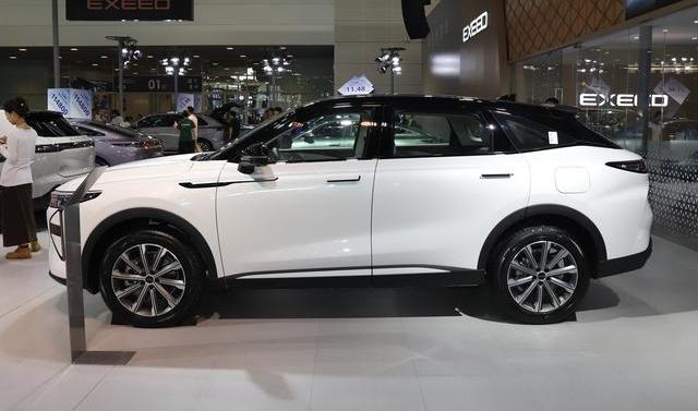 没料到!星途瑶光C-DM,试驾后才懂它,豪华实力全面颠覆!-有驾