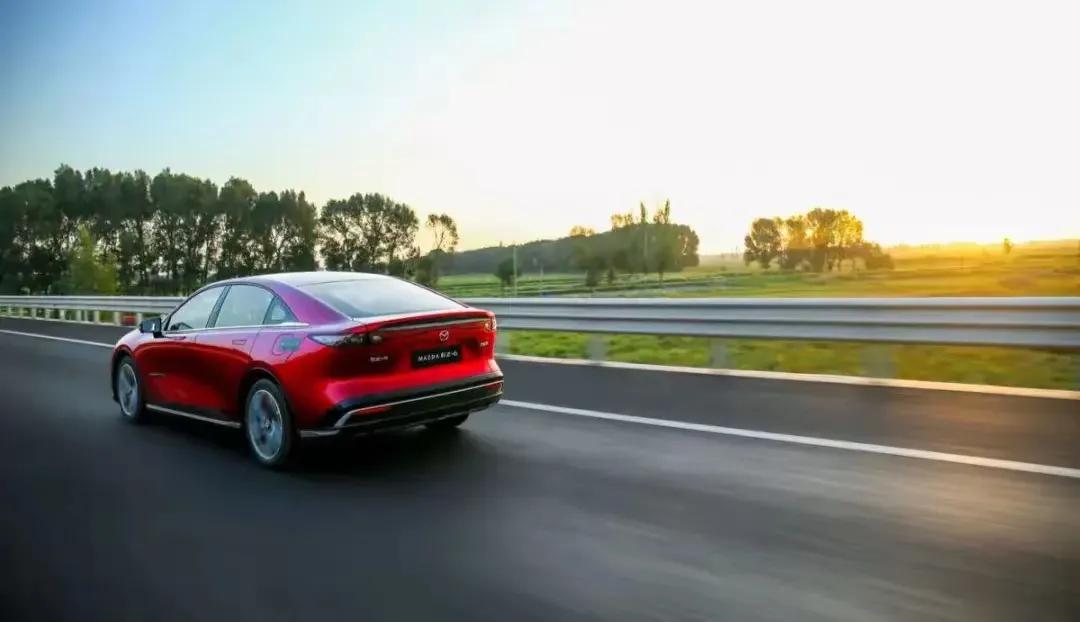 _本以为日系车要凉了,没想到打不过就加入,打开了新局面_本以为日系车要凉了,没想到打不过就加入,打开了新局面