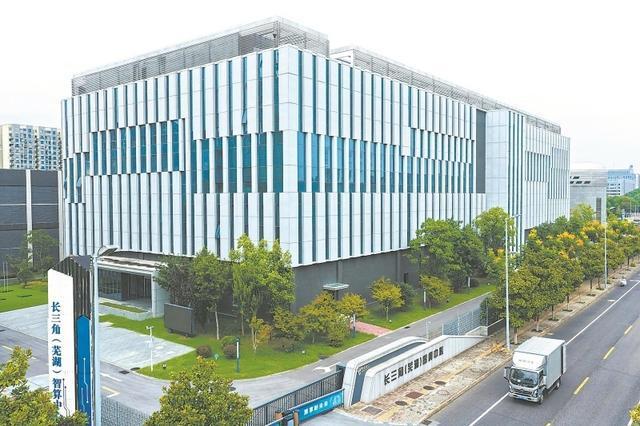 大模型“进车间”