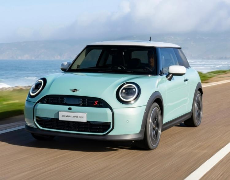 宝马涨价__宝马官降价格对比表