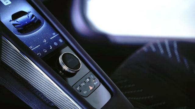 2025年前九个月比亚迪仰望国内销量约2000辆,U8贡献最大上半年已售759辆,U7自6月交付后销量稳步增长-有驾