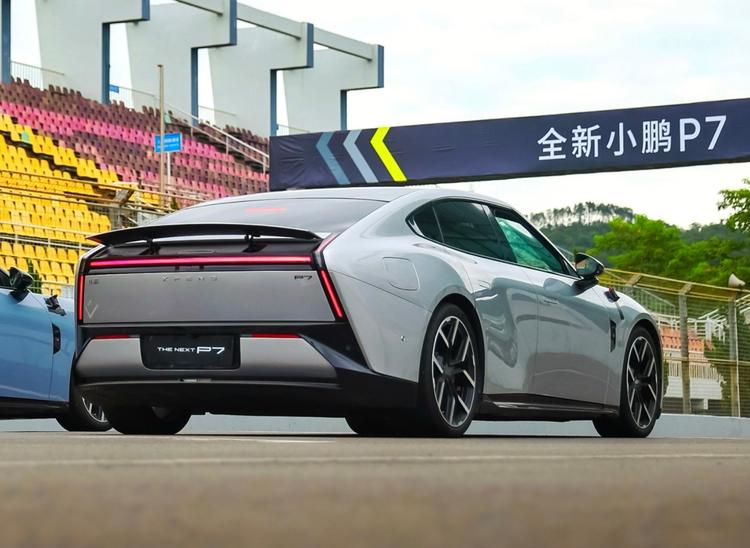 _9月销量大涨的5款轿车，昙花一现还是真的香？_9月销量大涨的5款轿车，昙花一现还是真的香？