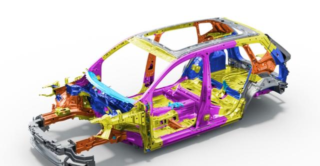 奇瑞发布会只讲安全不谈配置，强调风云T11以高强度钢铝车身和11个安全气囊领衔同级别安全，彰显品牌安全实力