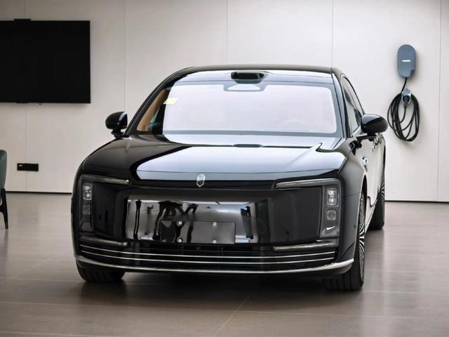 来看9月鸿蒙智行五界各车型详细销量数据，问界M8、M9销量突出成最大赢家，尊界S800逆势领跑70万级市场-有驾