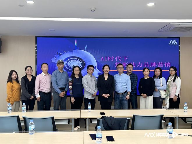 深圳首家！华强北AI夜校爆火，创新创业创富再掀高潮