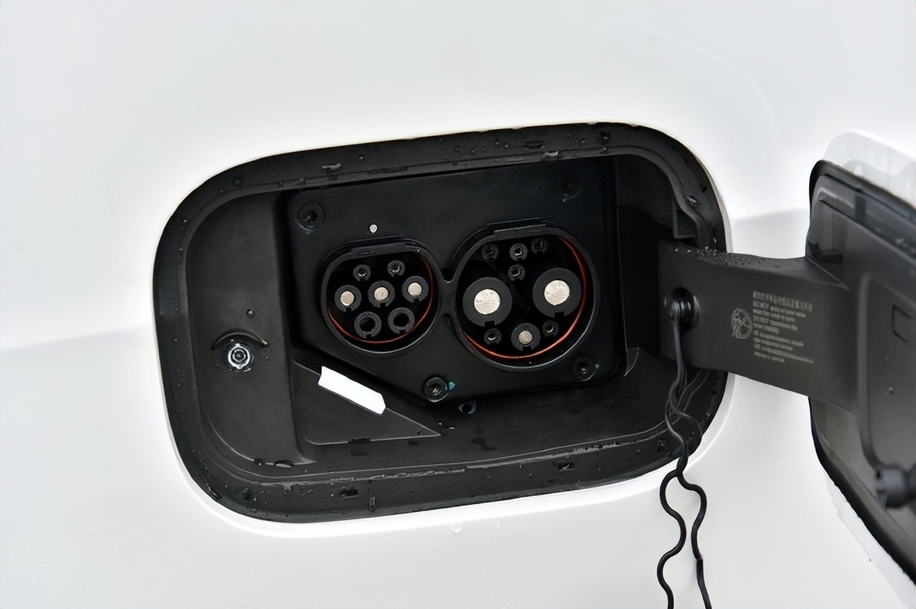 魏高山简历__魏山巍高瓴