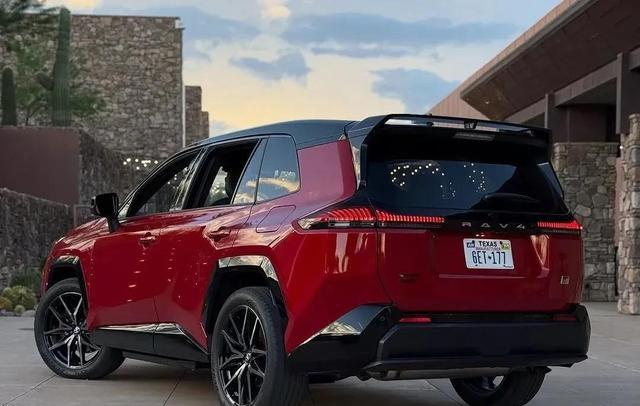 丰田RAV4GR运动版:高颜值与性能能否撼动家用SUV市场?-有驾