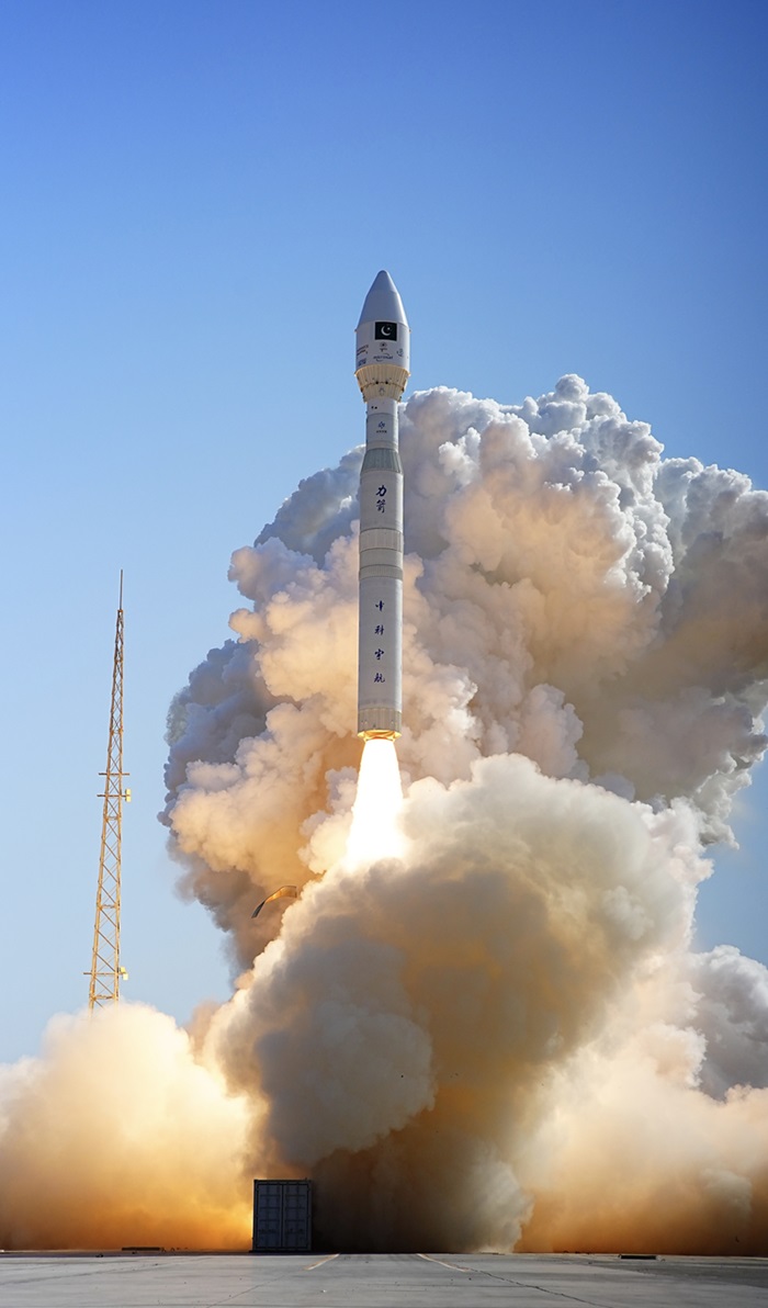 一箭三星！力箭一号遥八运载火箭发射成功