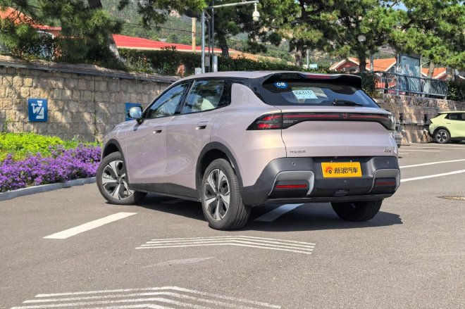 瞄准家庭消费人群 试驾长安启源全新Q05