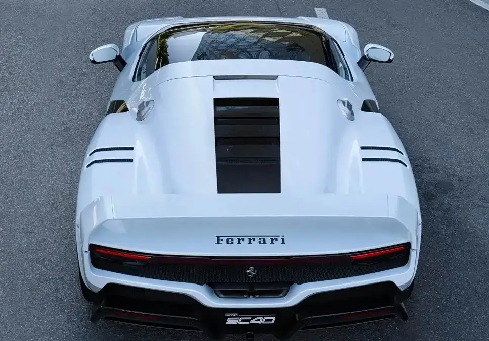 法拉利插电式混合动力__法拉利首款插混跑车发布