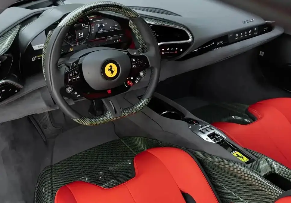 法拉利插电式混合动力__法拉利首款插混跑车发布