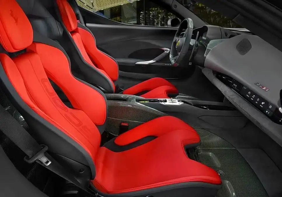 法拉利首款插混跑车发布__法拉利插电式混合动力