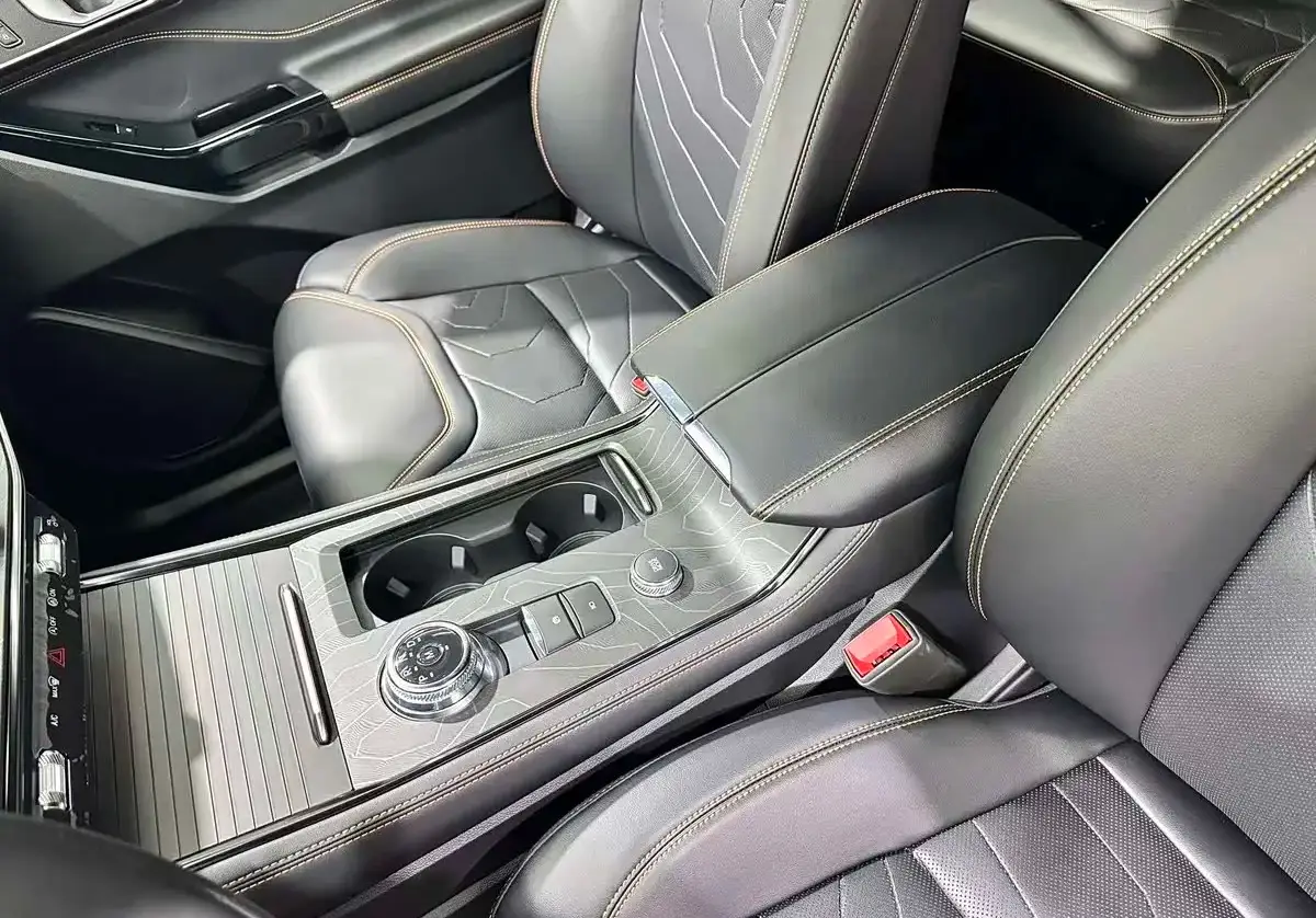 福特2020新款车探险者_福特探险者百度百科_