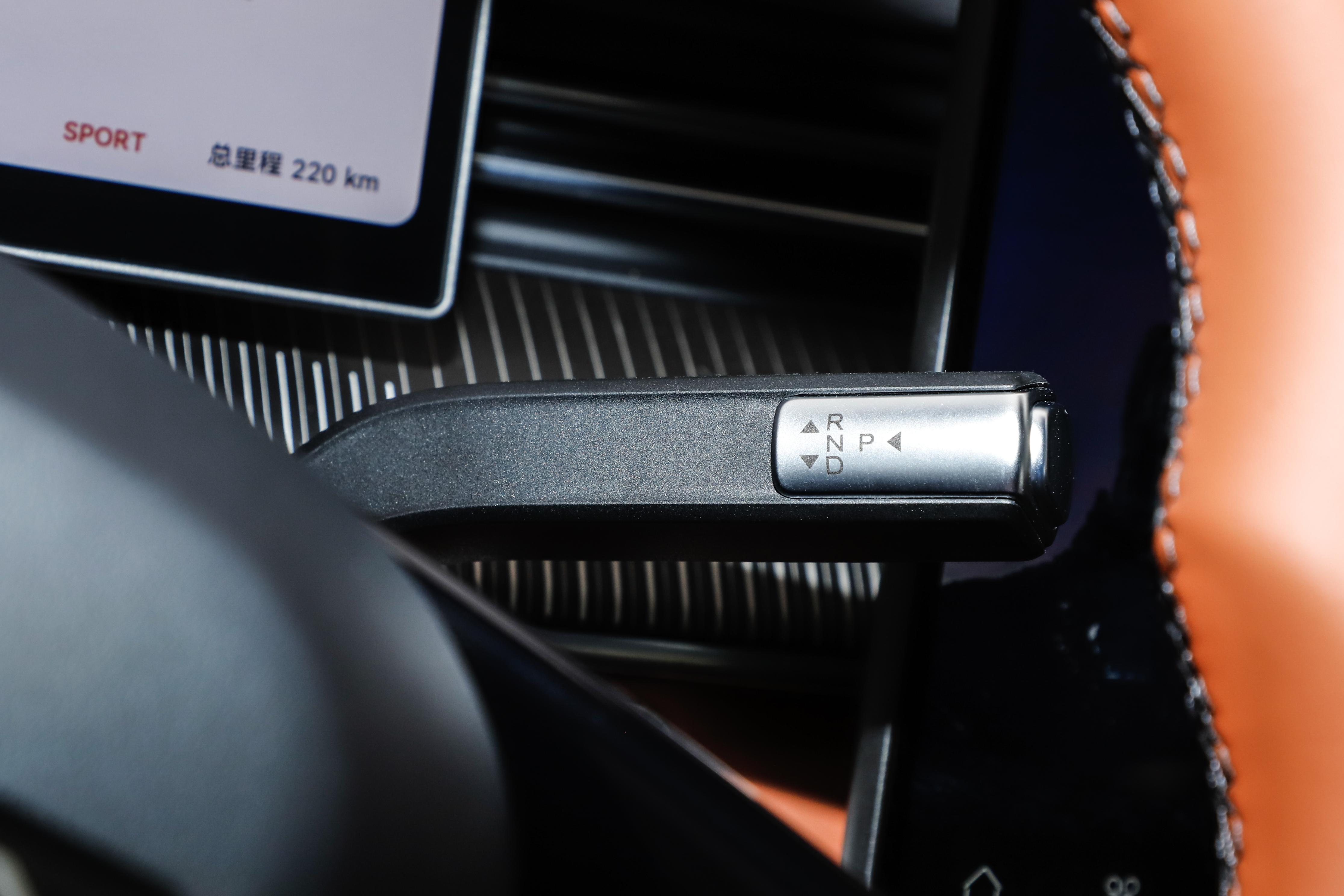 奇瑞前脸和后脸一样是哪款__奇瑞家族前脸