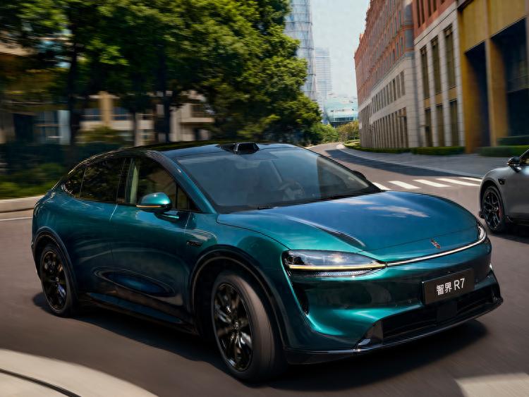 “华为系”4款新车销量大涨，谁是最大黑马？