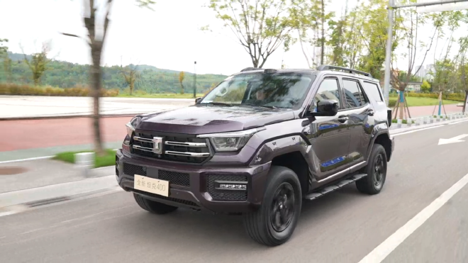 智能化及实用性大增 试驾全新坦克400 Hi4-Z