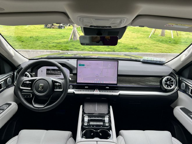 智能化及实用性大增 试驾全新坦克400 Hi4-Z