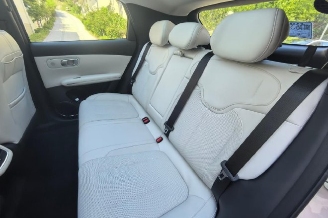 瞄准家庭消费人群 试驾长安启源全新Q05