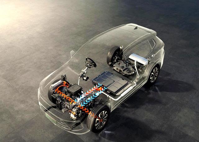 开了3年混动车，换了油车，终于明白，为啥车主都后悔了-有驾