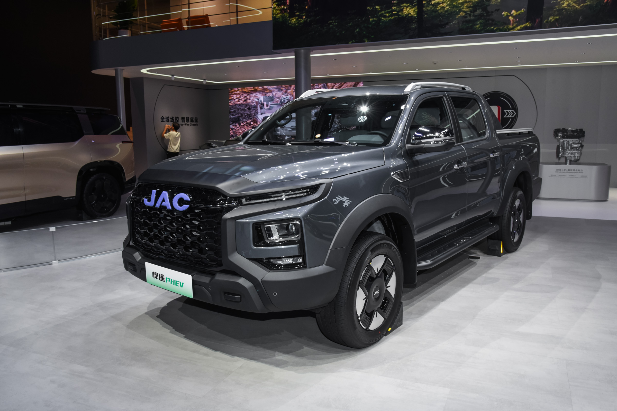 郑州日产轿车新款_郑州日产2021年新车计划_