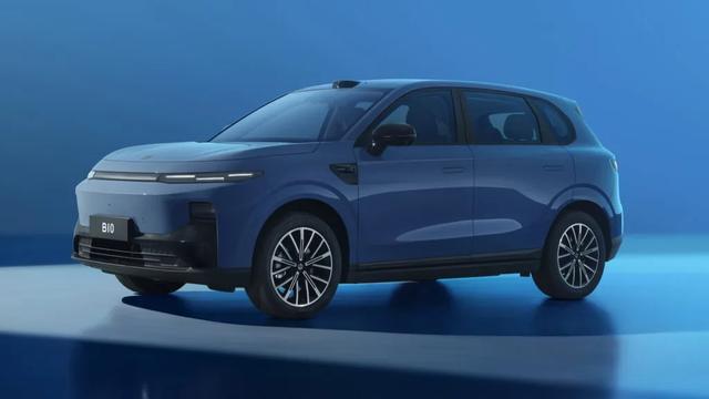 中国品牌曲线出海：Stellantis拟将零跑B10挂上欧宝车标在欧销售