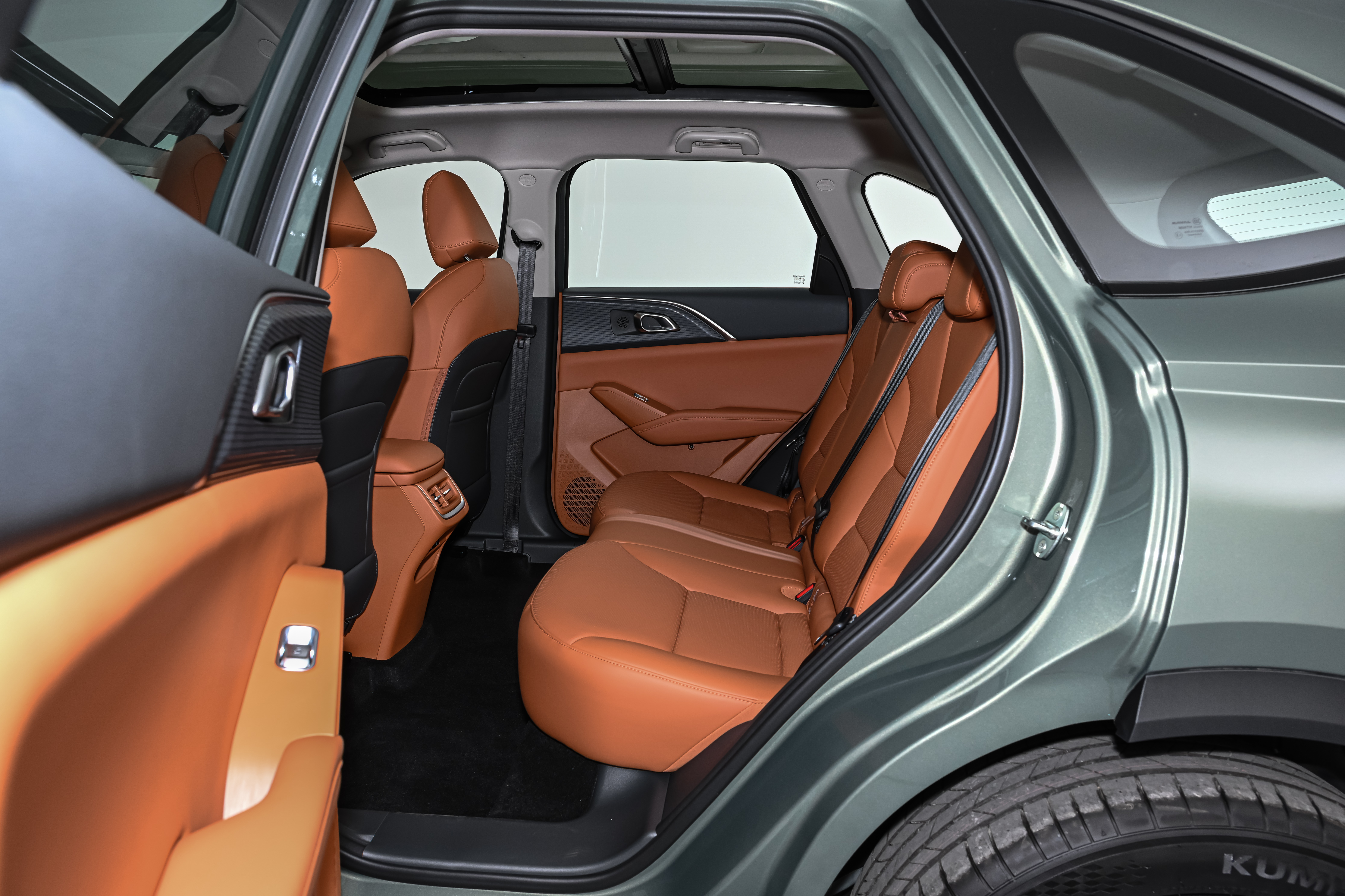 哈弗中型轿车_哈弗柴油汽车_