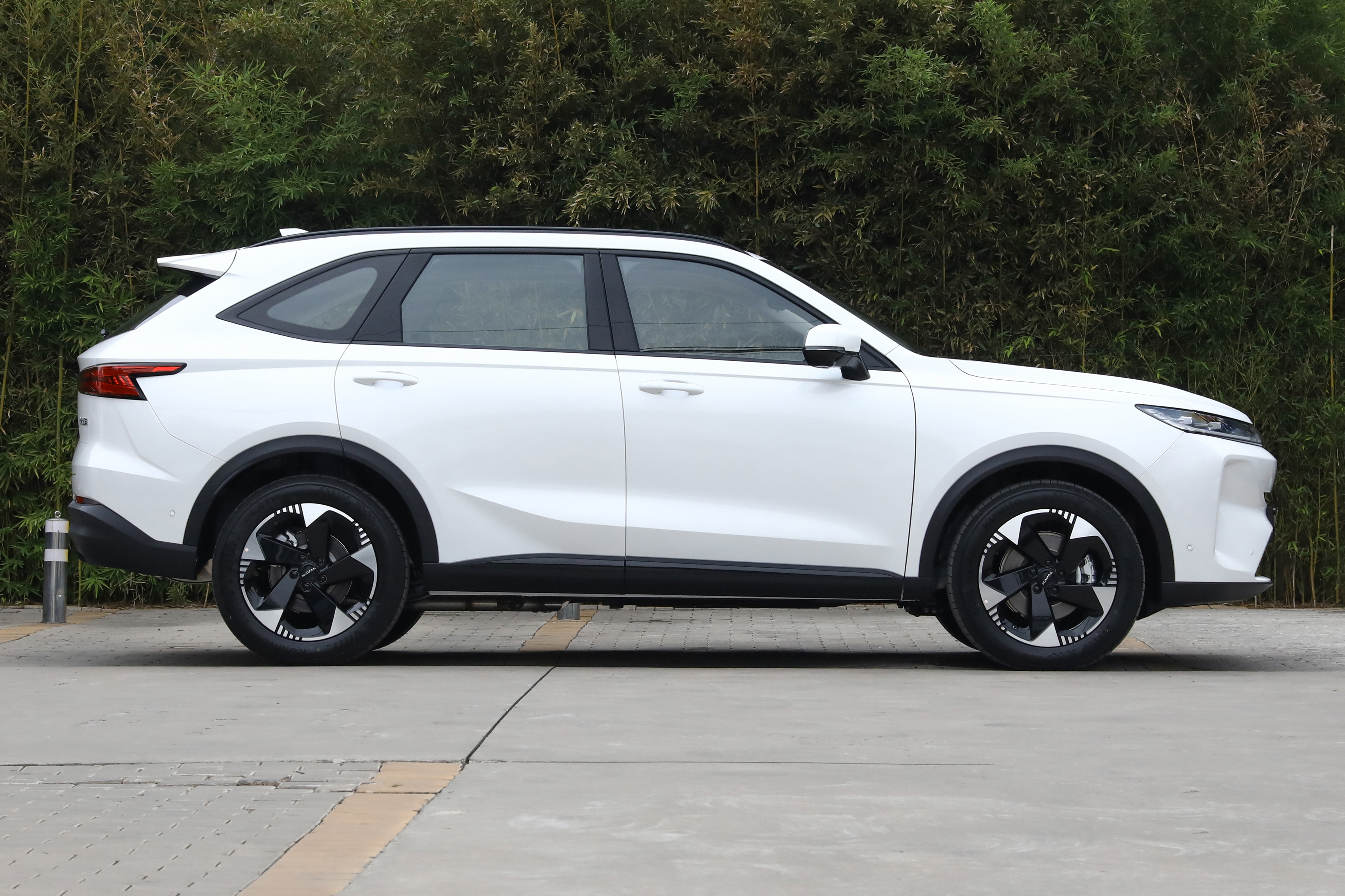 哈弗中型轿车_哈弗柴油汽车_