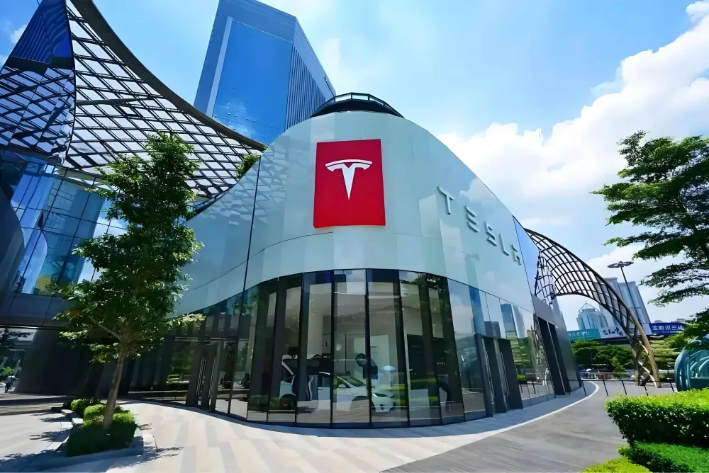 暴跌40%！马斯克却毫不在意！这次留给其他车企的时间真不多了！