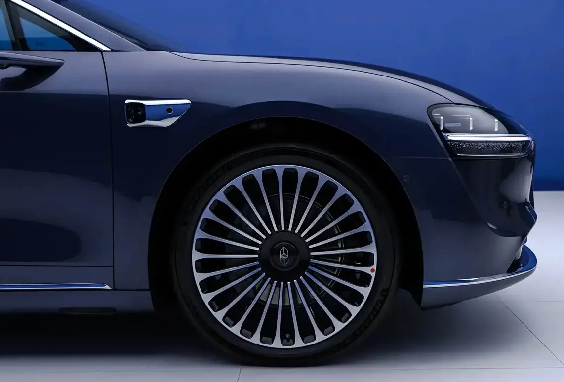 新款雷达激光享界标新车能用吗_激光雷达suv_