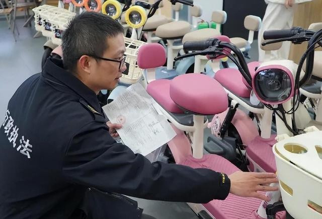 央视批评电动车降速规定 时速25公里谁为骑行者发声？-有驾