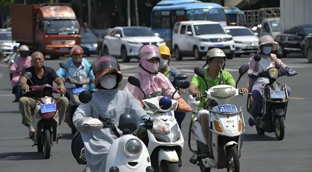 央视批评电动车降速规定 时速25公里谁为骑行者发声？-有驾