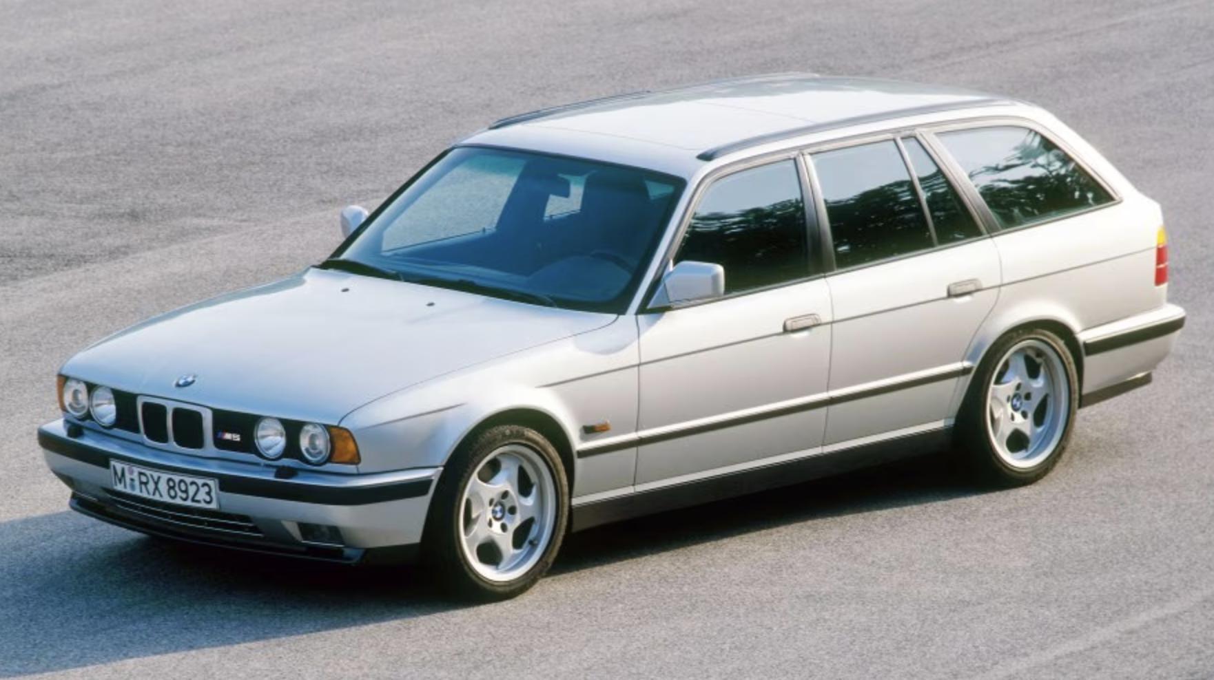 奔驰宝马奥迪旅行车__宝马旅行系列