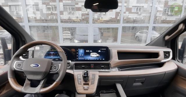 2026款福特全顺大变身！豪华MPV市场要变天？GL8们瑟瑟发抖了！-有驾