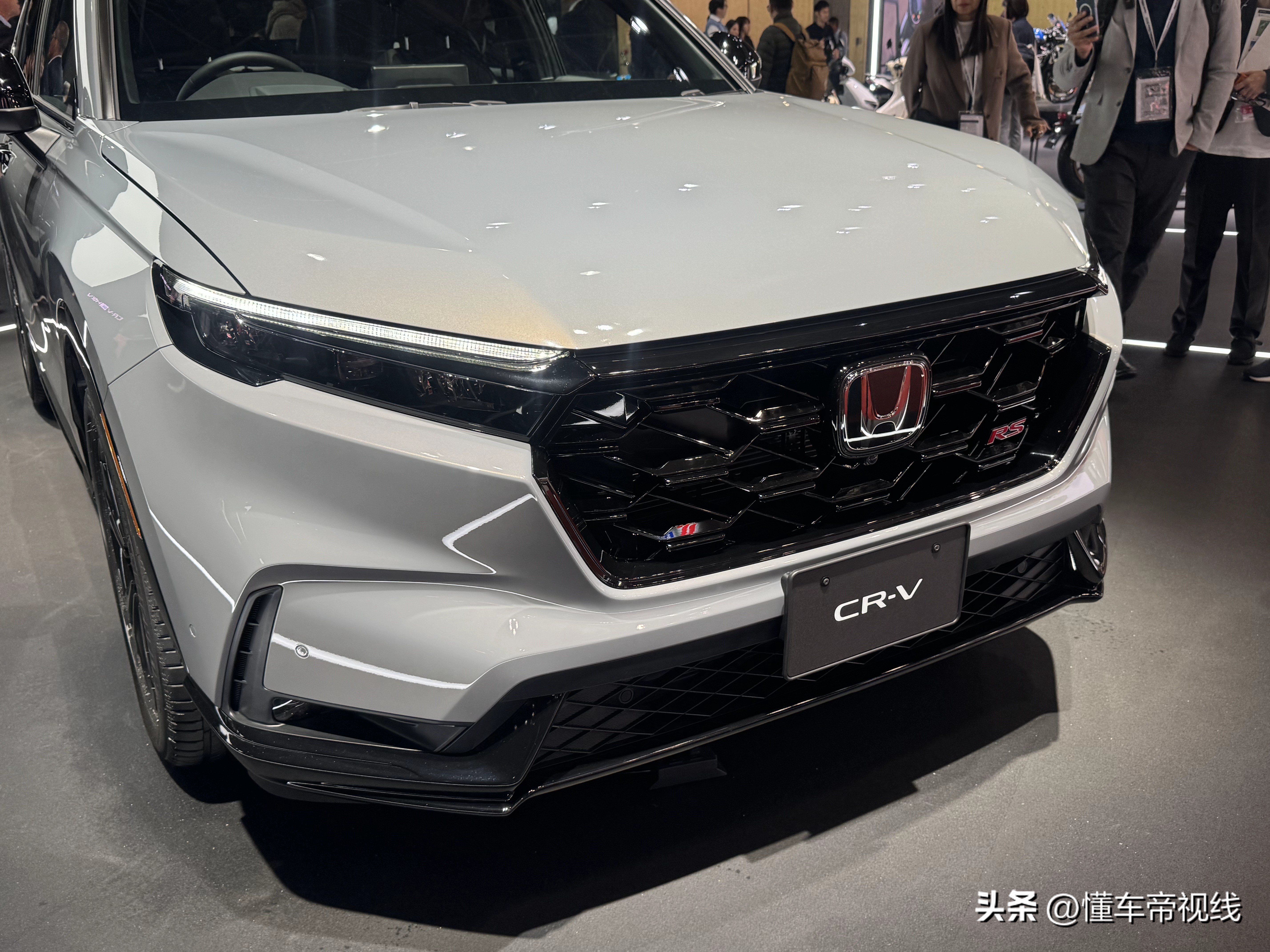 本田黑色车型大全__本田suv车型油电混合黑色