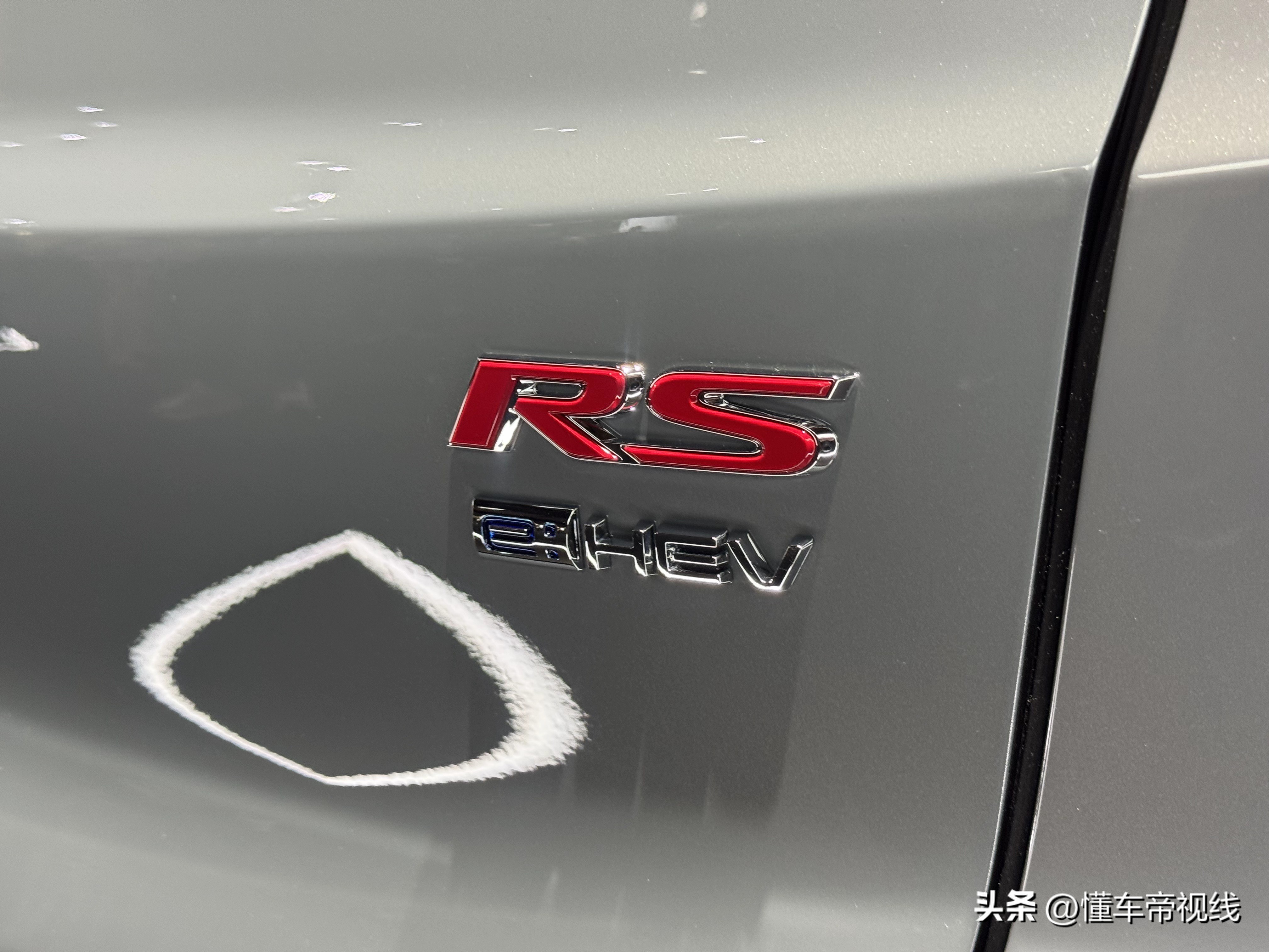 _本田suv车型油电混合黑色_本田黑色车型大全