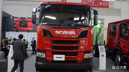 纵置横置差在哪？斯堪尼亚发动机布局藏着百万运费的秘密-有驾