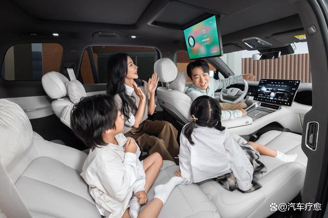 29.98万起的“价格屠夫”,腾势N8L重塑六座豪华SUV生活方式-有驾