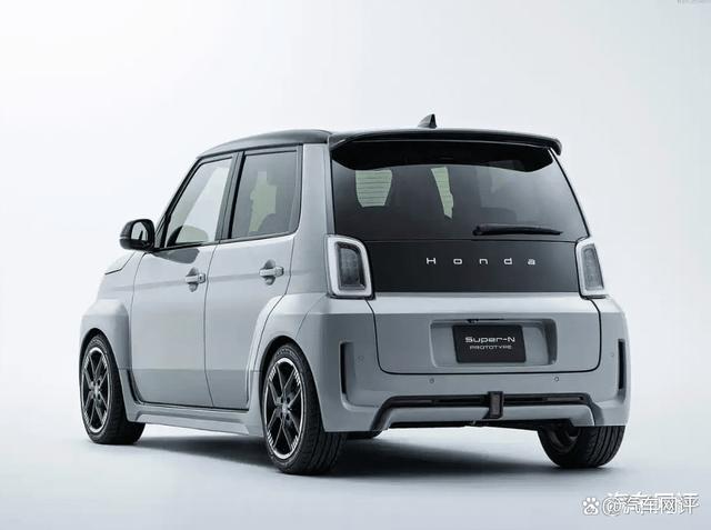 本田Super-N概念车官图曝光!内饰简约复古,配备BOOST模式-有驾