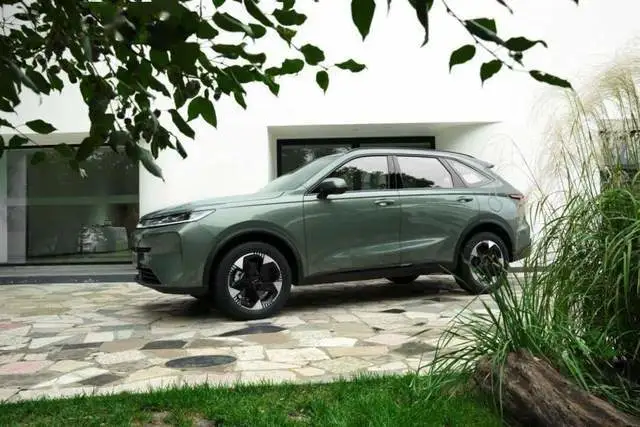 加大加长，哈弗H6L曝光，卖多少钱才能复刻H6当年的销量神话？