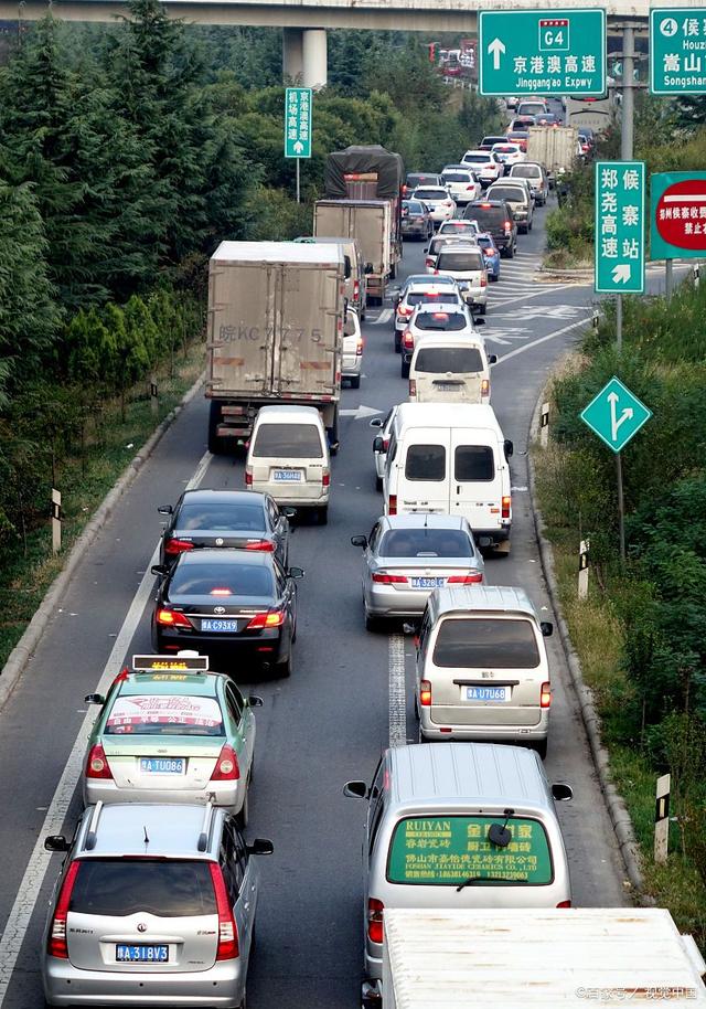 私家车走国道还是高速更省钱?老司机算完一笔账:选错多花几百-有驾