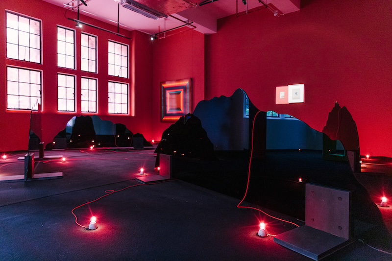 “扶青计划”视觉艺术展亮相百年外滩老市府