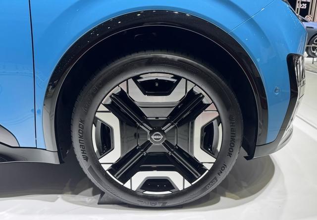 新车 年底海外上市，雷诺5 E-Tech同平台，日产新一代Micra亮相-有驾