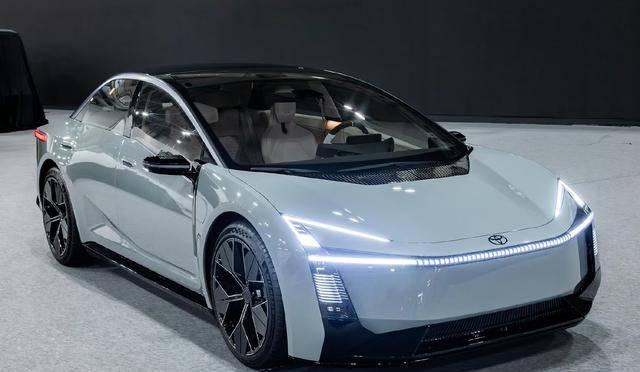 东京车展卡罗拉概念车亮相,设计革新引热议-有驾