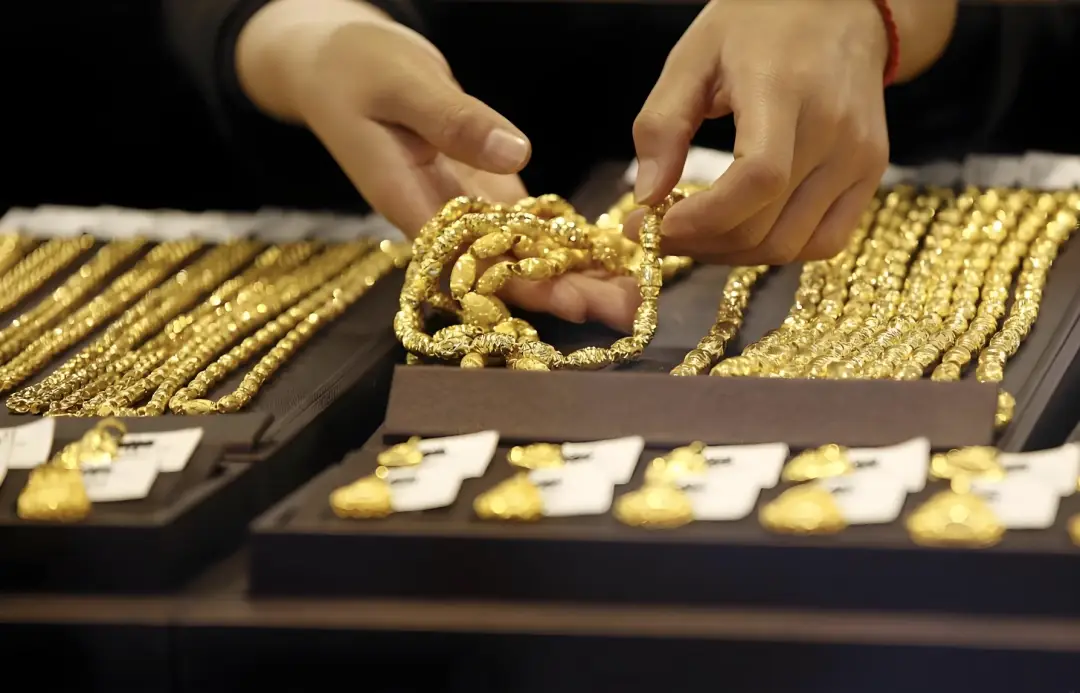 _黄金价格震荡_金价大幅震荡