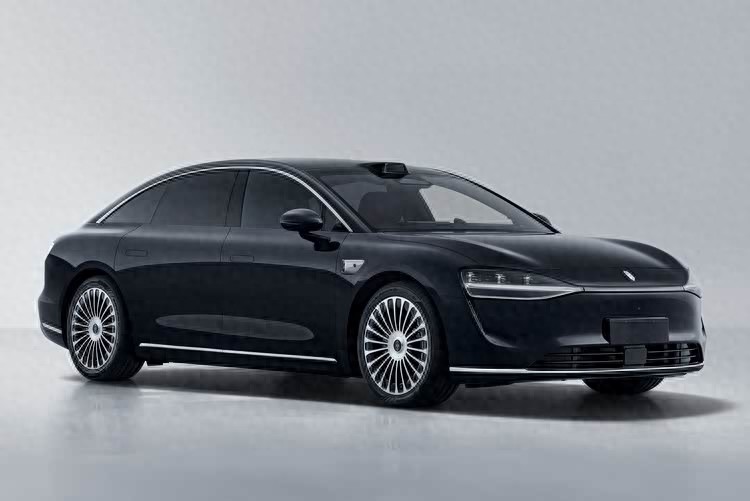 余承东曝新款享界S9将11月上市，享界旗舰9系矩阵再升级