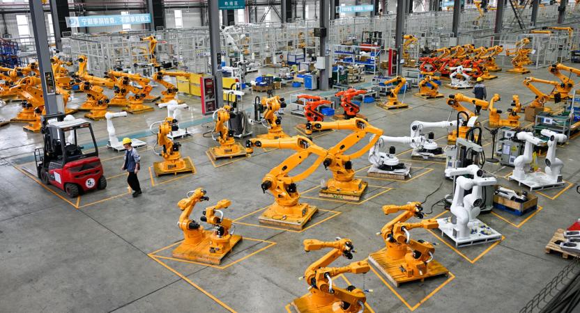 人形革命背后机器手人是谁__人形革命背后机器手人图片