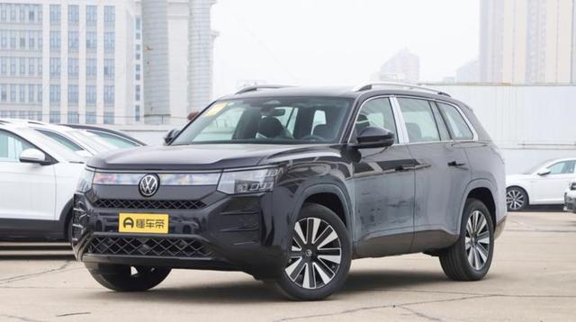 个人建议：家庭用车，就选大众，要么大众帕萨特，要么大众途观，要么大众途昂Pro，凭借稳定安全省油省心的表现成为众多家庭首选