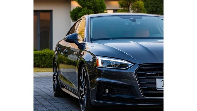 奥迪A5烧机油，开进维修间，科学养护能解决-有驾