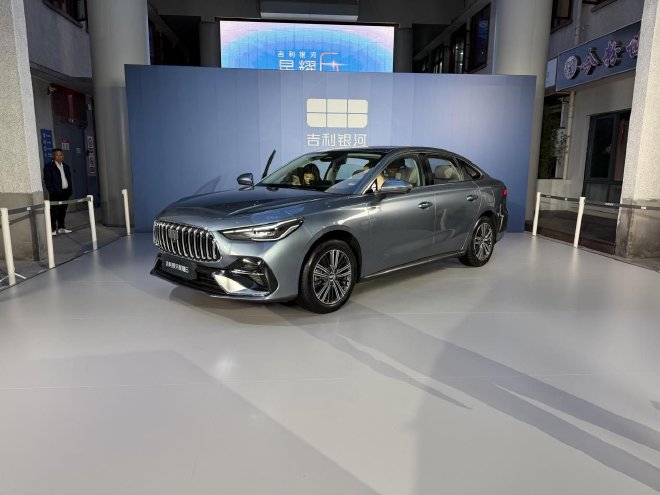 限时售价6.88-9.98万元 吉利银河星耀6正式上市